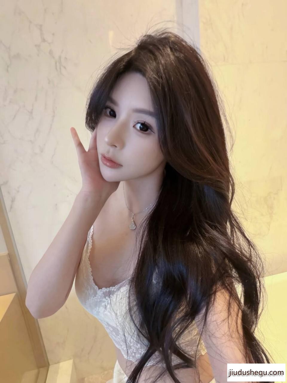 CED0DE4BA3B9B2DB7F0DAD5CE607E777.jpg